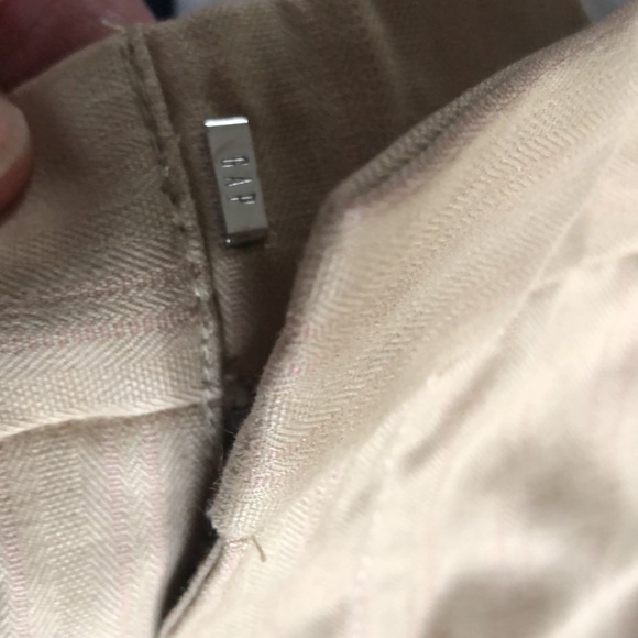 Women’s size 6R gap stretch tan slacks - Picture 13 of 13
